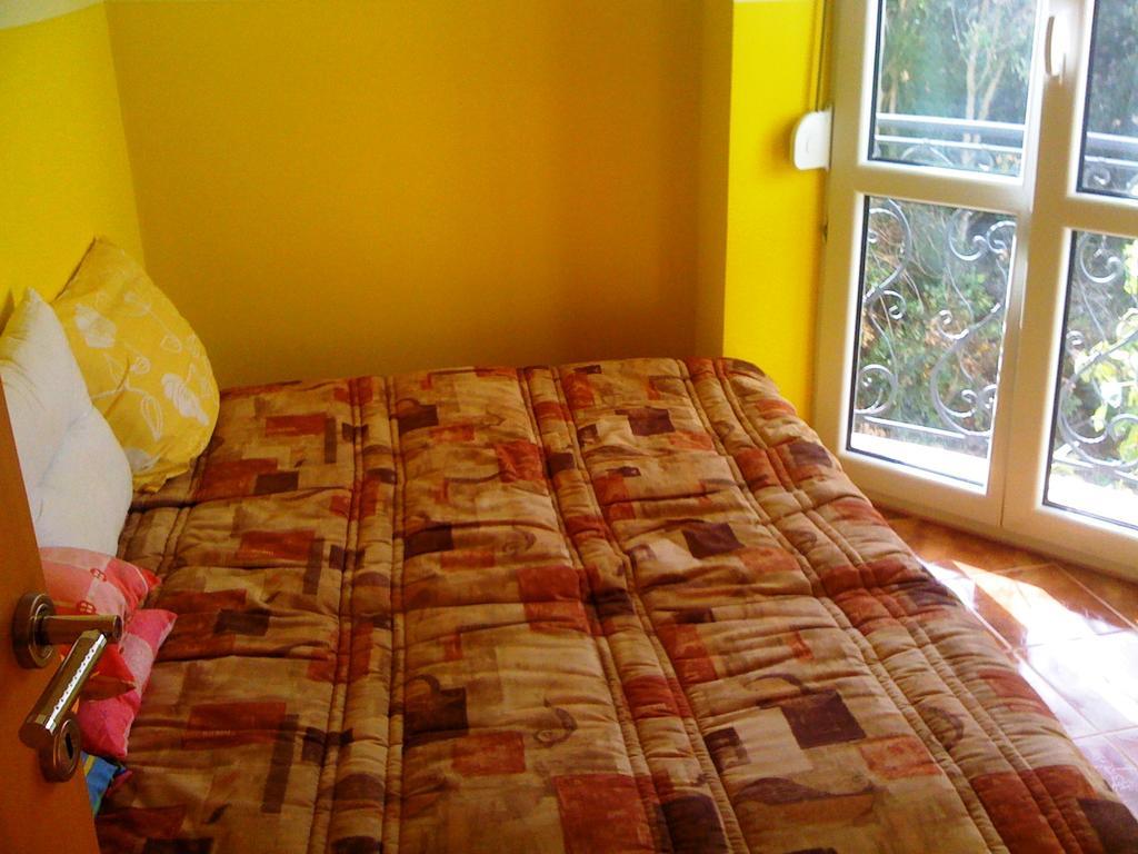 Holiday Home Mikki Добра вода Екстериор снимка