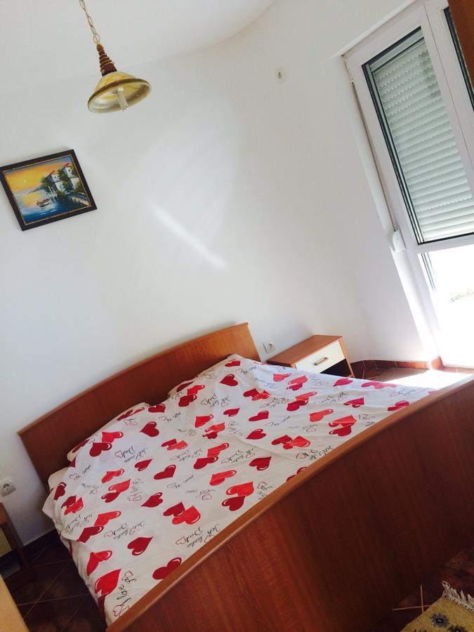 Holiday Home Mikki Добра вода Екстериор снимка